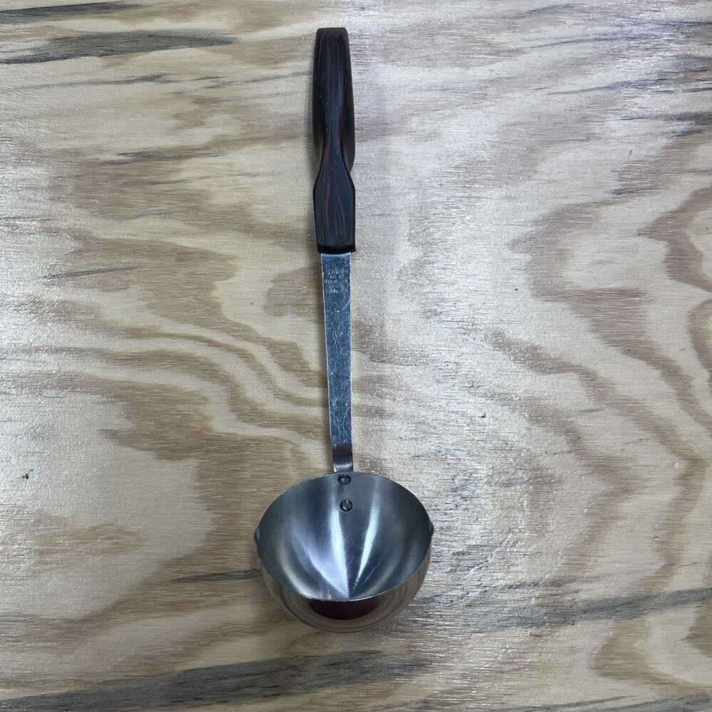 Vintage Cutco Soup Ladle No 15 Stainless USA w/ Brown Handle Kitchen Tool